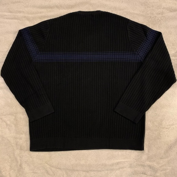 Express Sweater - Picture 2 of 3